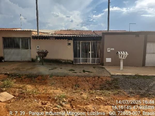 Casa - 2 Quartos - Luziania - Ocupado — foto 2