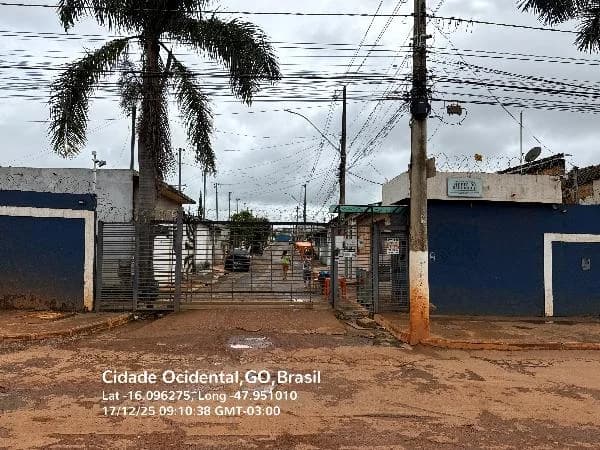 Casa - 2 Quartos - Cidade Ocidental - Ocupado — foto 2