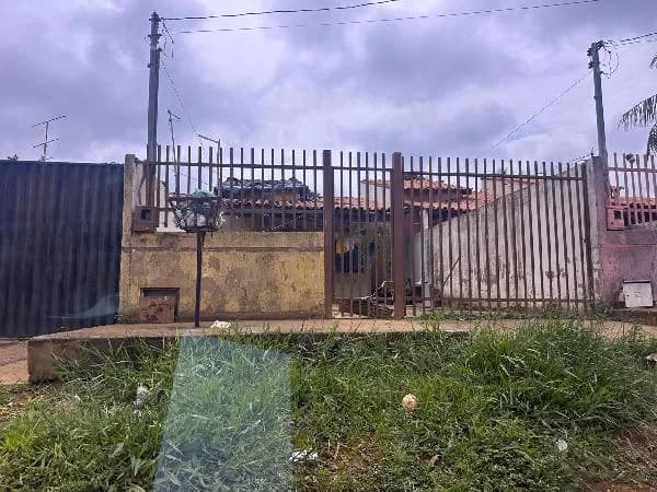 Casa - 2 Quartos - Luziania - Ocupado — foto 2