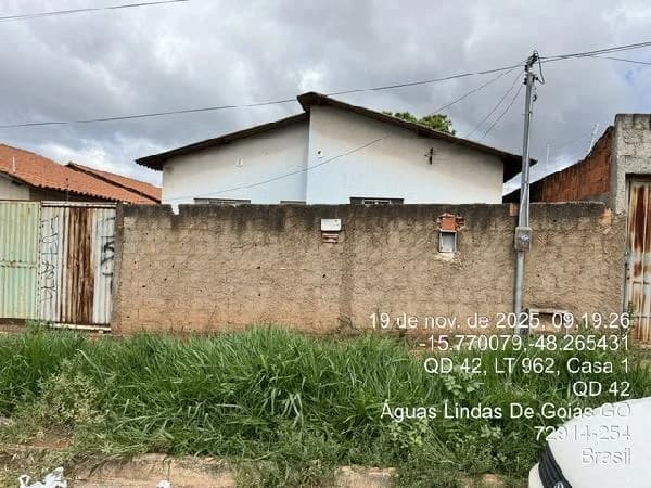 Casa - 3 Quartos - Aguas Lindas de Goias - Ocupado — foto 2