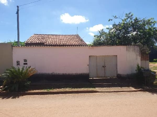 Casa - 3 Quartos - Santo Antonio do Descoberto - Ocupado — foto 2
