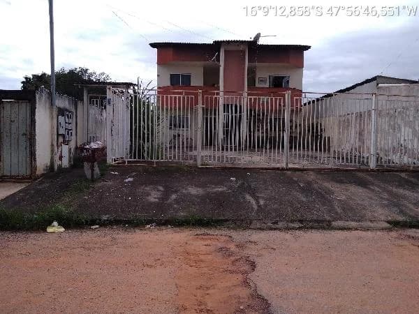 Apartamento - 2 Quartos - Luziania - Ocupado — foto 2