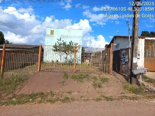 Apartamento - 2 Quartos - Aguas Lindas de Goias - Desocupado — foto 2