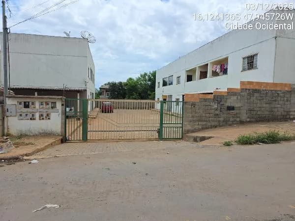 Apartamento - 2 Quartos - Cidade Ocidental - Ocupado — foto 2