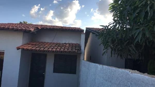 Casa - 2 Quartos - Padre Bernardo - Desocupado — foto 2