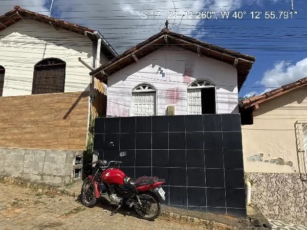 Casa - 2 Quartos - Medeiros Neto - Desocupado — foto 2