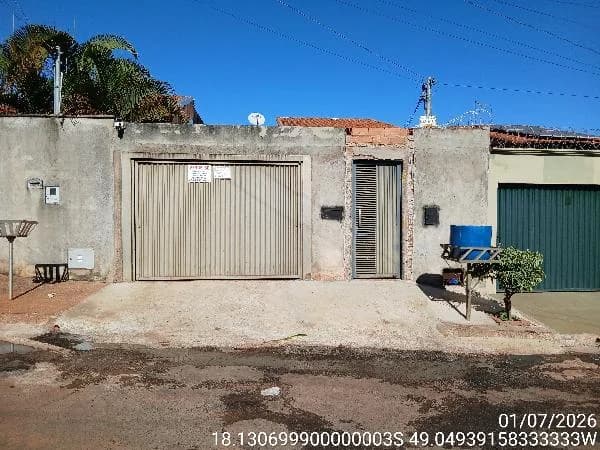 Casa - 2 Quartos - Buriti Alegre - Ocupado — foto 2