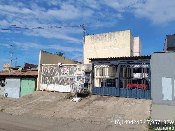 Apartamento - 2 Quartos - Luziania - Ocupado — foto 2