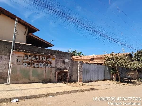 Casa - 2 Quartos - Cidade Ocidental - Ocupado — foto 2