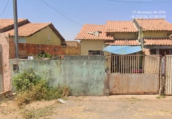 Casa - 2 Quartos - Luziania - Não Informado. — foto 2