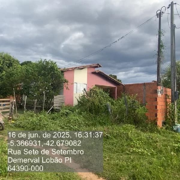 Casa - 2 Quartos - Demerval Lobao - Desocupado — foto 2