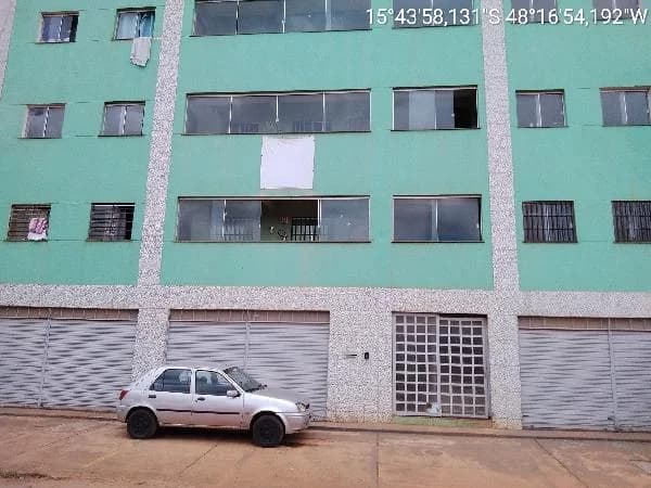 Apartamento - 2 Quartos - Aguas Lindas de Goias - Ocupado — foto 2