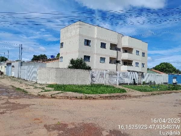 Apartamento - 2 Quartos - Luziania - Ocupado — foto 2