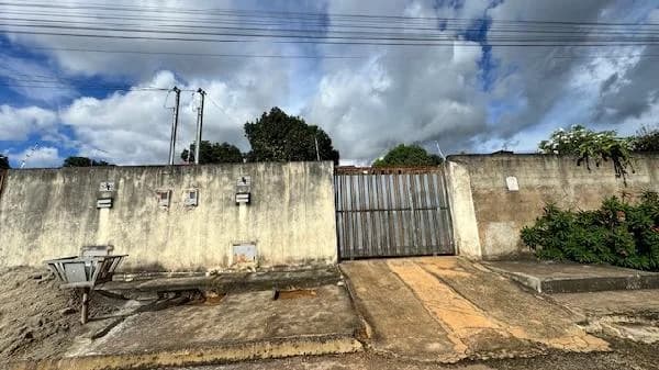 Casa - 2 Quartos - Luziania - Desocupado — foto 2