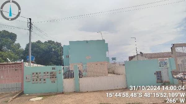 Apartamento - 2 Quartos - Aguas Lindas de Goias - Ocupado — foto 2
