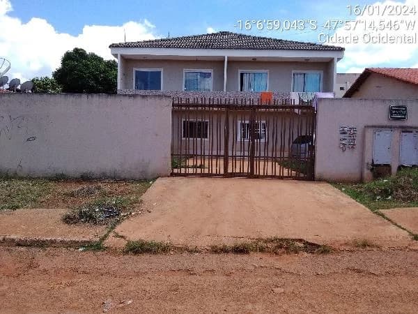 Apartamento - 2 Quartos - Cidade Ocidental - Desocupado — foto 2
