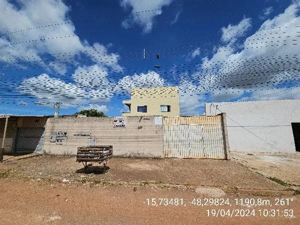 Apartamento - 2 Quartos - Aguas Lindas de Goias - Ocupado — foto 2