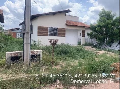 Casa - 2 Quartos - Demerval Lobao - Desocupado — foto 2