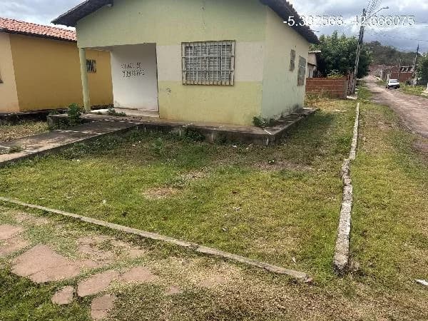 Casa - 2 Quartos - Demerval Lobao - Desocupado — foto 2
