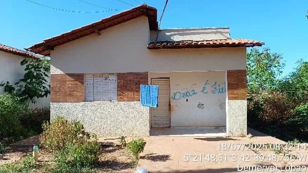 Casa - 2 Quartos - Demerval Lobao - Ocupado — foto 2