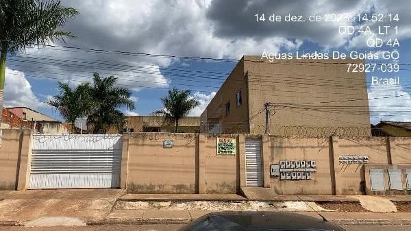 Apartamento - 2 Quartos - Aguas Lindas de Goias - Ocupado — foto 2