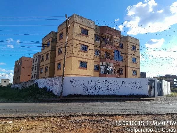 Apartamento - 2 Quartos - Valparaiso de Goias - Ocupado — foto 2