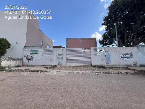 Apartamento - 2 Quartos - Aguas Lindas de Goias - Ocupado — foto 2