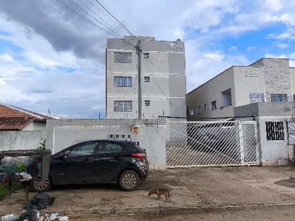 Apartamento - 2 Quartos - Cidade Ocidental - Ocupado — foto 2