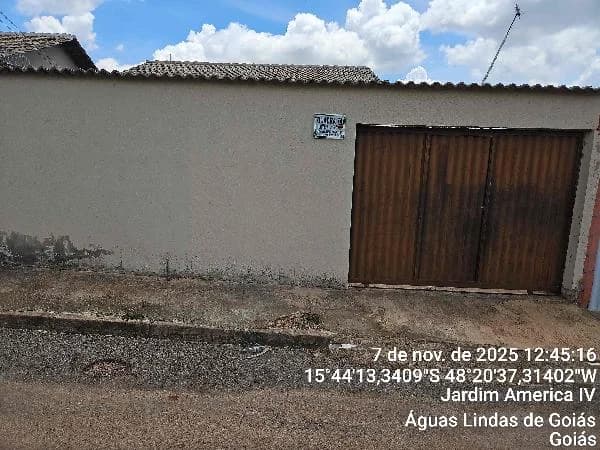 Casa - 2 Quartos - Aguas Lindas de Goias - Ocupado — foto 2