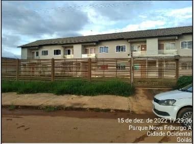 Apartamento - 2 Quartos - Cidade Ocidental - Ocupado — foto 2