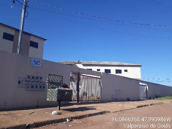 Apartamento - 2 Quartos - Valparaiso de Goias - Ocupado — foto 2