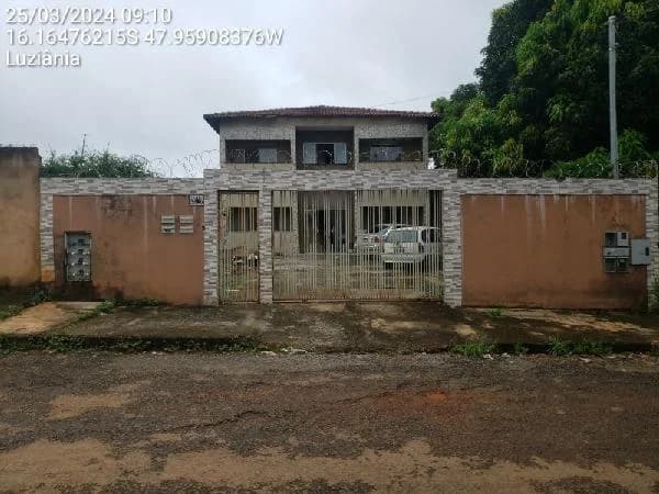 Apartamento - 2 Quartos - Luziania - Ocupado — foto 2