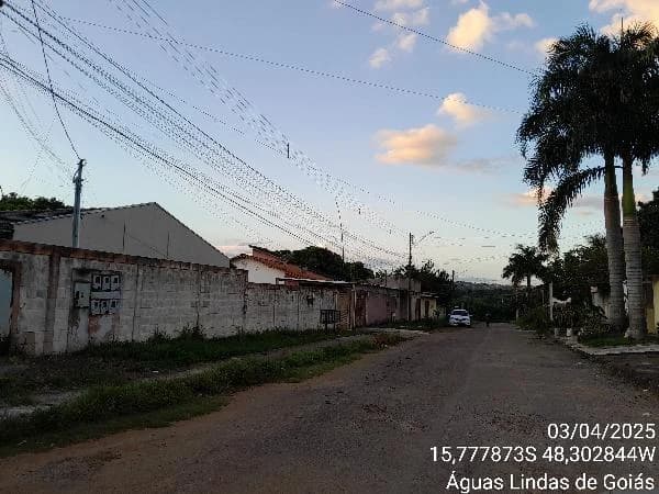 Casa - 2 Quartos - Aguas Lindas de Goias - Ocupado — foto 2