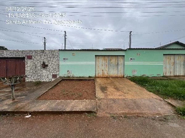 Casa - 2 Quartos - Santo Antonio do Descoberto - Desocupado — foto 2