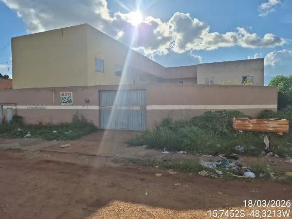 Apartamento - 2 Quartos - Aguas Lindas de Goias - Desocupado — foto 2