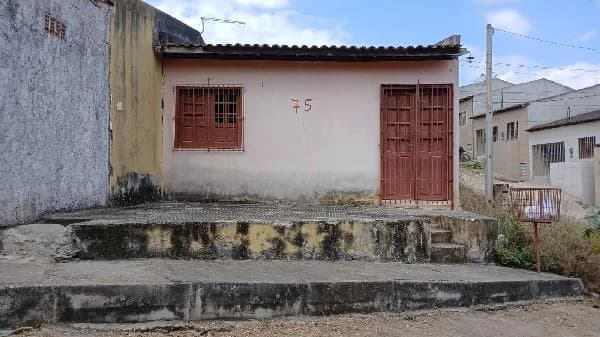 Casa - 2 Quartos - Gravata - Desocupado — foto 2