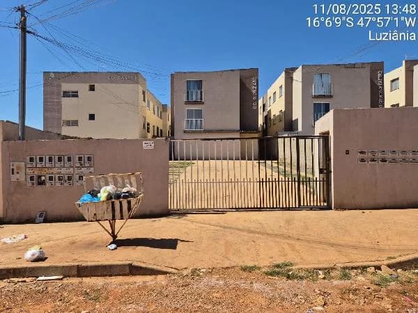 Apartamento - 2 Quartos - Cidade Ocidental - Ocupado — foto 2
