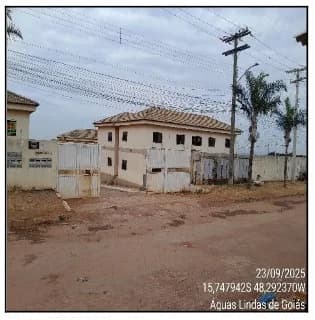 Casa - 2 Quartos - Aguas Lindas de Goias - Ocupado — foto 2