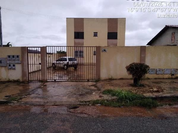 Apartamento - 2 Quartos - Luziania - Ocupado — foto 2