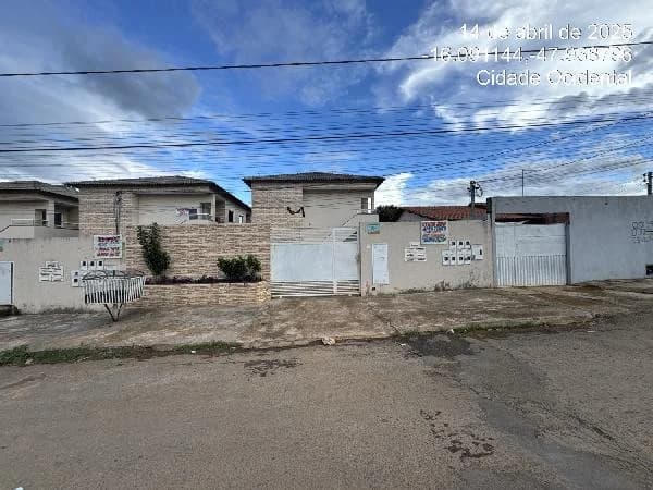 Apartamento - 2 Quartos - Cidade Ocidental - Ocupado — foto 2