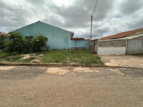 Casa - 2 Quartos - Aguas Lindas de Goias - Desocupado — foto 2