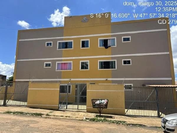 Apartamento - 2 Quartos - Luziania - Ocupado — foto 2