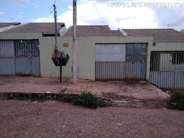 Casa - 2 Quartos - Santo Antonio do Descoberto - Ocupado — foto 2