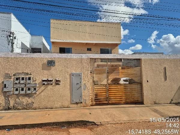 Apartamento - 2 Quartos - Aguas Lindas de Goias - Ocupado — foto 2