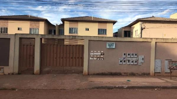 Apartamento - 2 Quartos - Aguas Lindas de Goias - Ocupado — foto 2