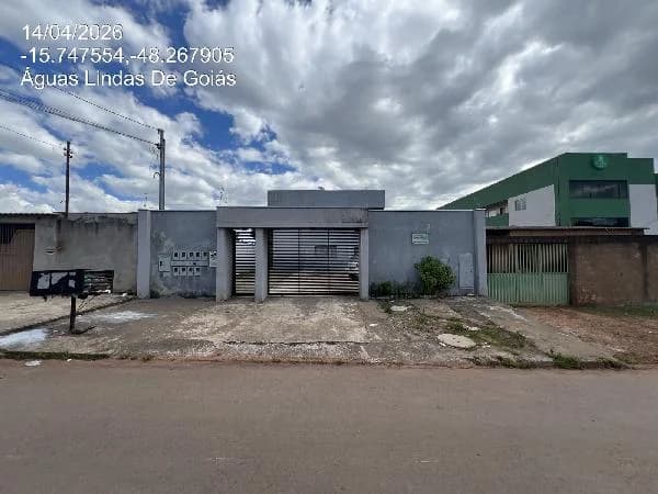 Apartamento - 2 Quartos - Aguas Lindas de Goias - Ocupado — foto 2