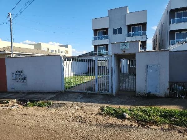 Apartamento - 2 Quartos - Cidade Ocidental - Ocupado — foto 2