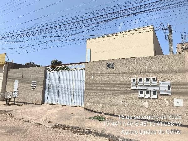 Apartamento - 2 Quartos - Aguas Lindas de Goias - Ocupado — foto 2