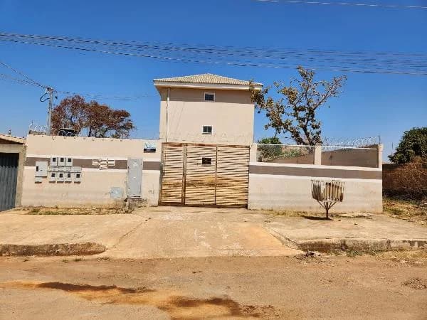 Apartamento - 2 Quartos - Cidade Ocidental - Desocupado — foto 2