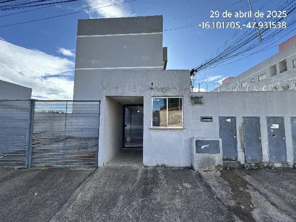 Apartamento - 2 Quartos - Cidade Ocidental - Ocupado — foto 2